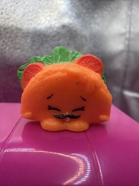 Moose Shopkins Season 3 International Foods Orange Taco Terrie Rare